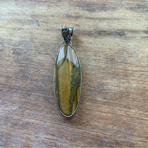 Tiger's Eye Large Gemstone Pendant in Sterling Silver Base - Picture 3 of 5